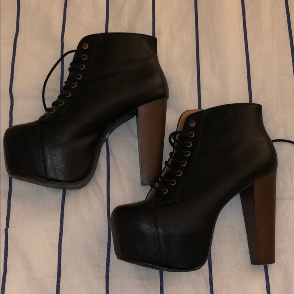 Black lace up platform boots